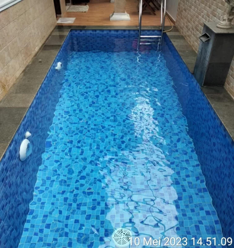 usaha kolam renang rumahan sederhana