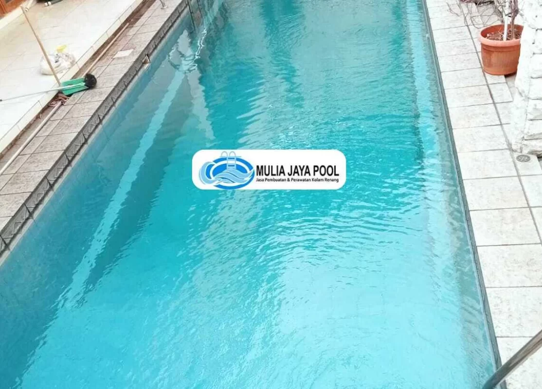 membuat kolam renang